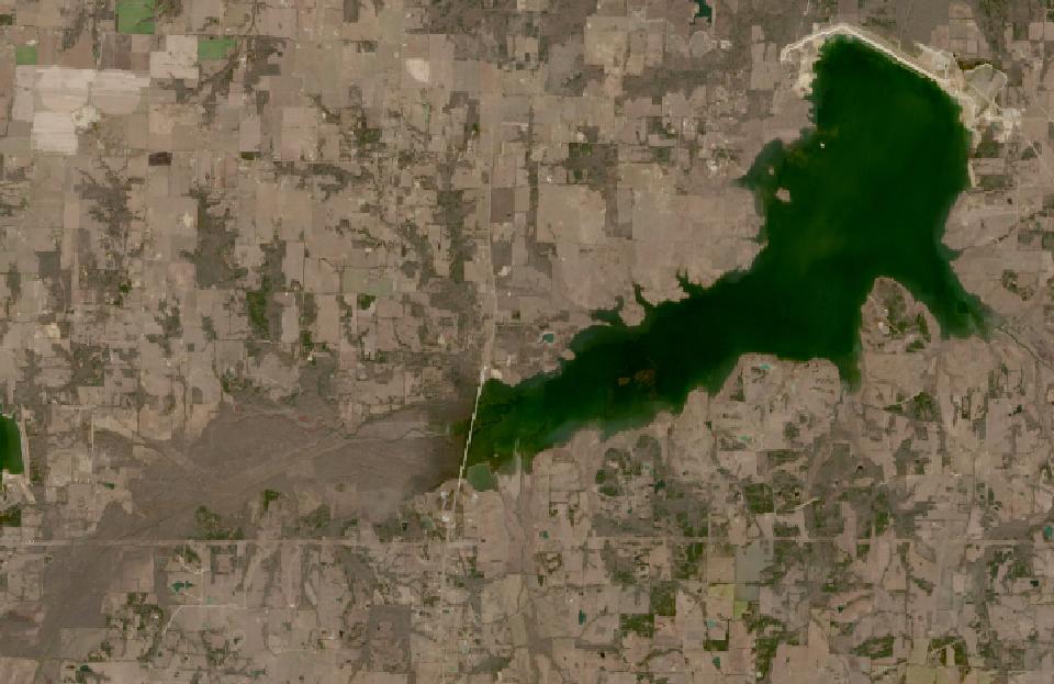 Bois d'Arc Lake from space, lowest since 2016, Jan 31, 2022